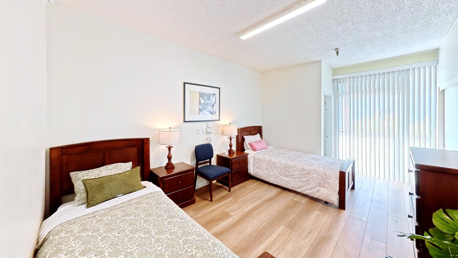 Hollywood Royale Garden Assisted Living photo 4 of 4
